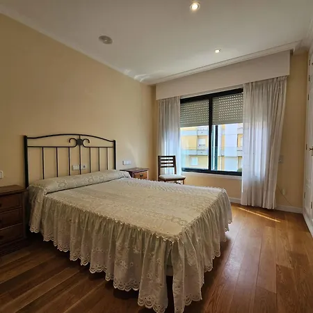 Estupendo En Silgar Con Piscina 아파트
