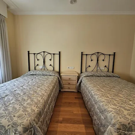 Estupendo En Silgar Con Piscina 아파트 산신소
